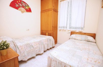 Resale - Apartamento - Torrevieja - Playa del Cura