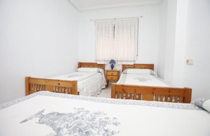 Resale - Apartamento - Torrevieja - Playa del Cura