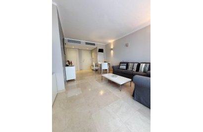 Resale - Apartamento - Orihuela - Las Colinas Golf