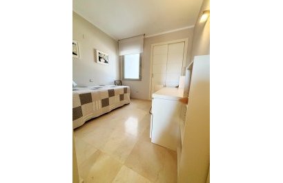 Resale - Apartamento - Orihuela - Las Colinas Golf