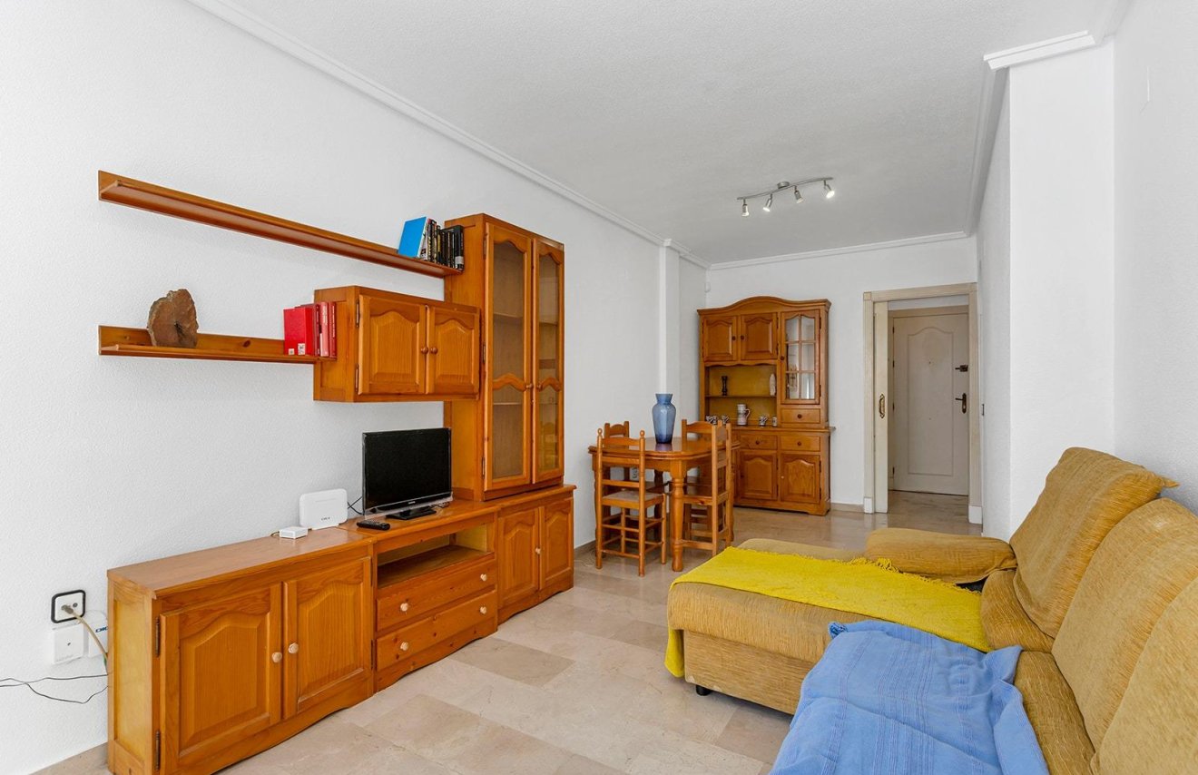 Revente - Apartamento - Torrevieja - La Mata pueblo