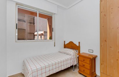 Resale - Apartamento - Torrevieja - La Mata pueblo