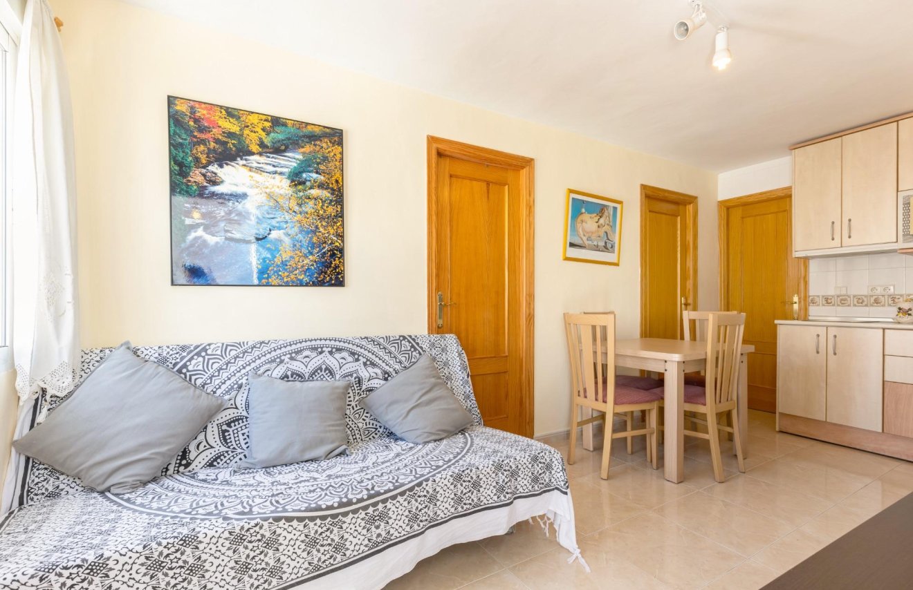 Resale - Bungalow - Torrevieja - Doña ines