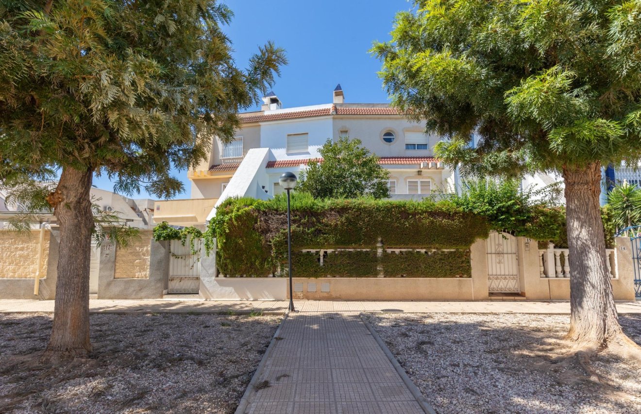 Revente - Bungalow - Torrevieja - Doña ines