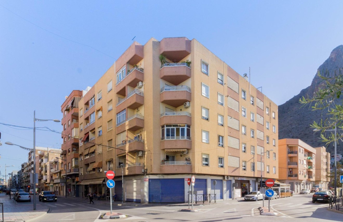 Resale - Piso - Callosa de Segura - Centro