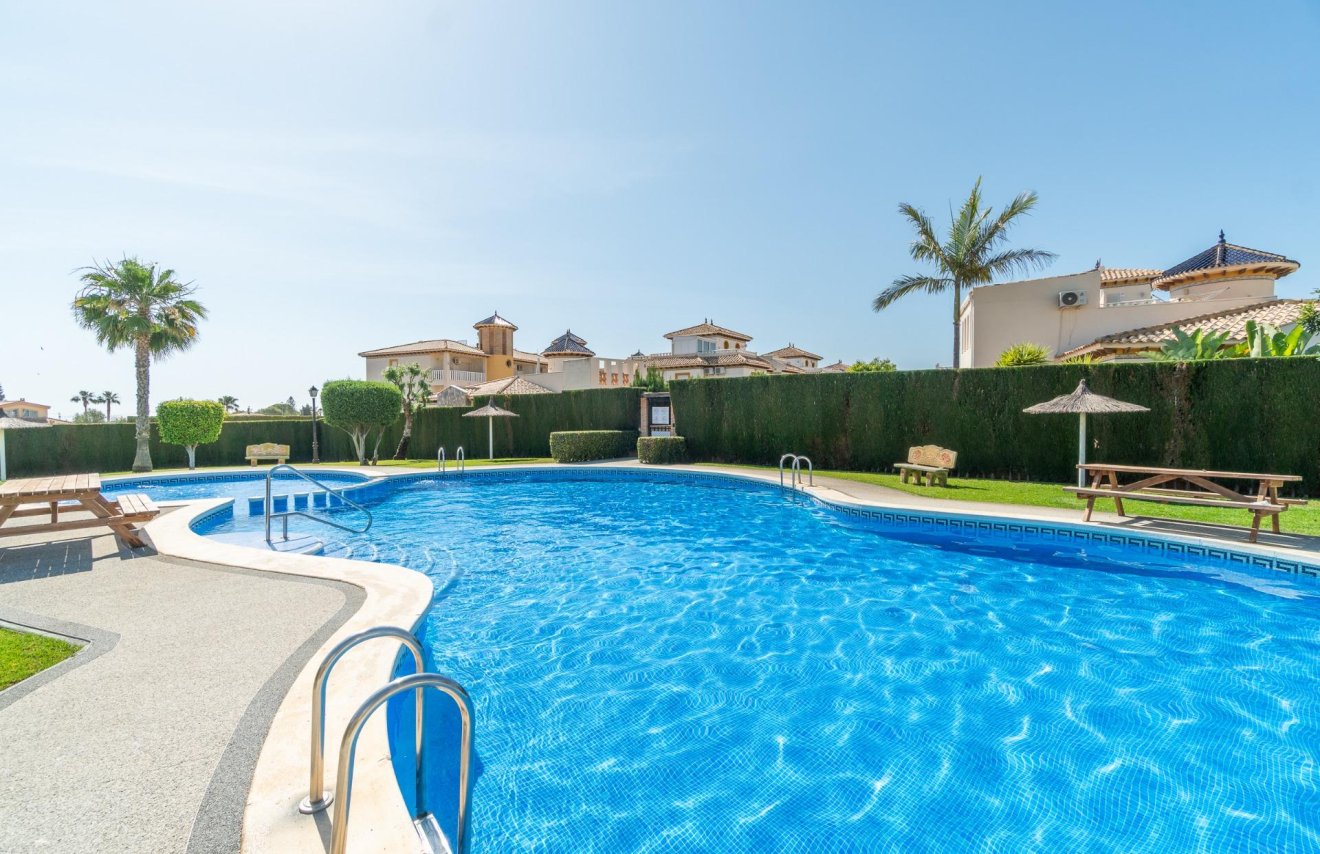 Resale - Planta baja - Orihuela Costa - Lomas de Cabo Roig