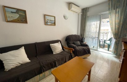 Resale - Apartamento - Torrevieja - Estacion de autobuses