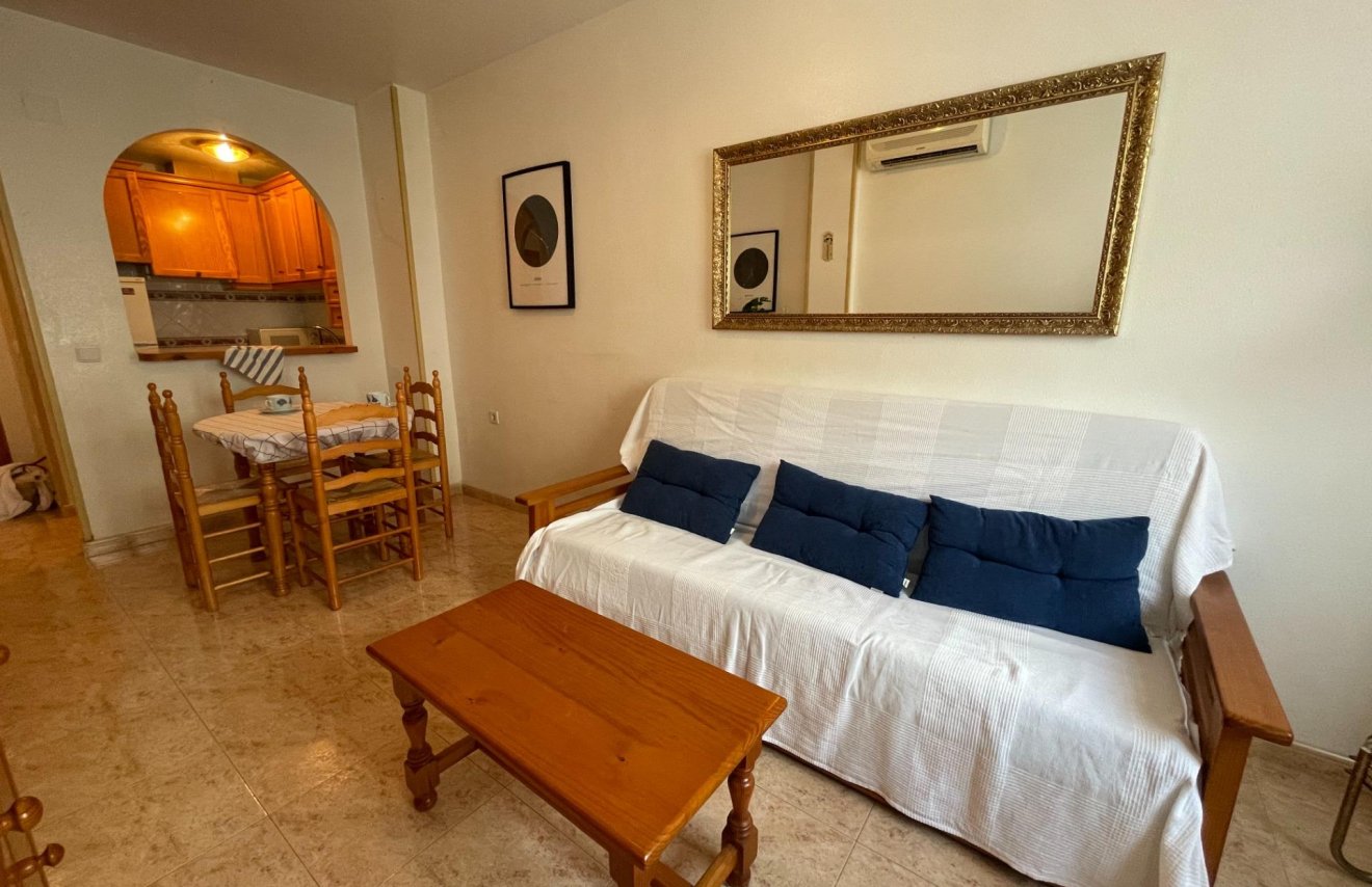 Reventa - Apartamento - Torrevieja - Playa del Cura