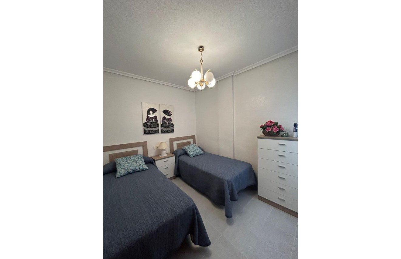 Revente - Apartamento - Torrevieja - Acequion