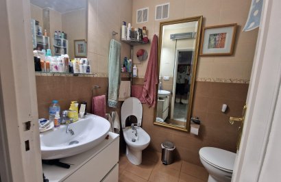 Resale - Apartamento - Torrevieja - Playa del Cura