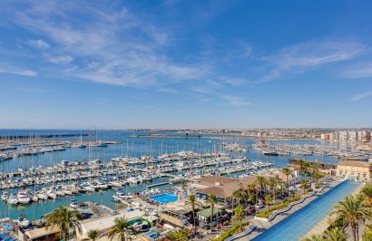 Resale - Apartamento - Torrevieja - Playa del Cura