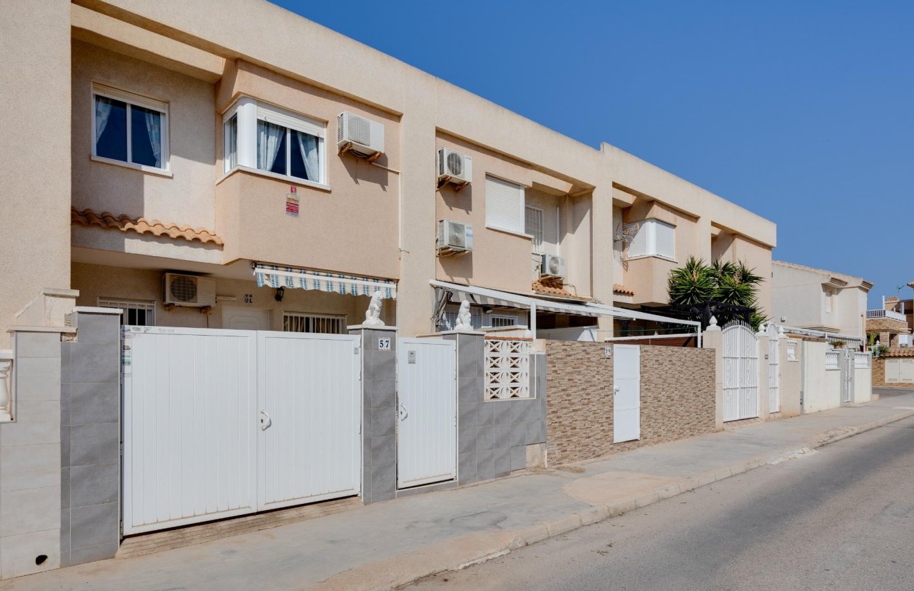 Resale - Casa Tipo Dúplex - Torrevieja - Aguas nuevas 2