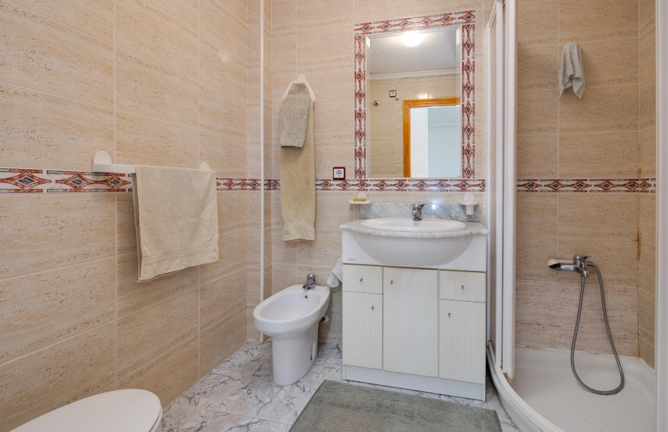 Resale - Casa Tipo Dúplex - Torrevieja - Aguas nuevas 2