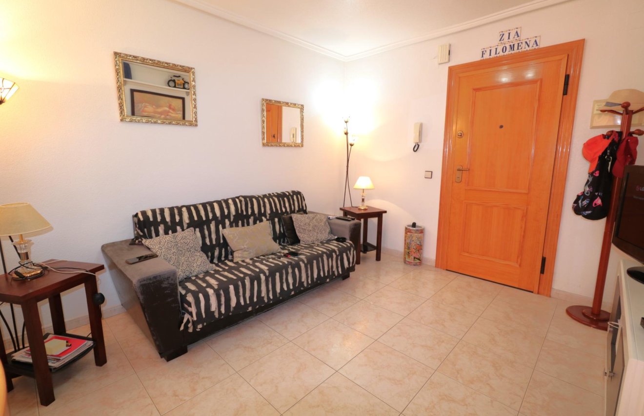 Resale - Apartamento - Torrevieja - Acequion