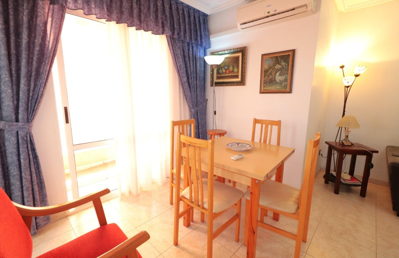 Revente - Apartamento - Torrevieja - Acequion