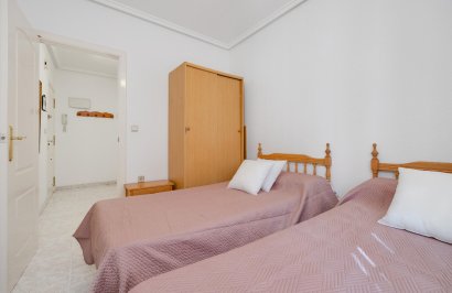 Resale - Apartamento - Torrevieja - Playa del Cura