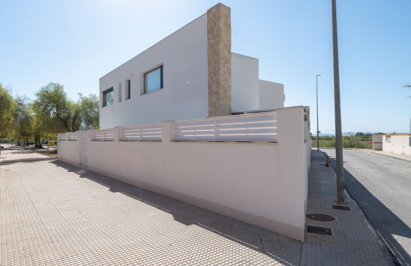 Resale - Chalet - Callosa de Segura - JUNTO CAMPO DE FUTBOL