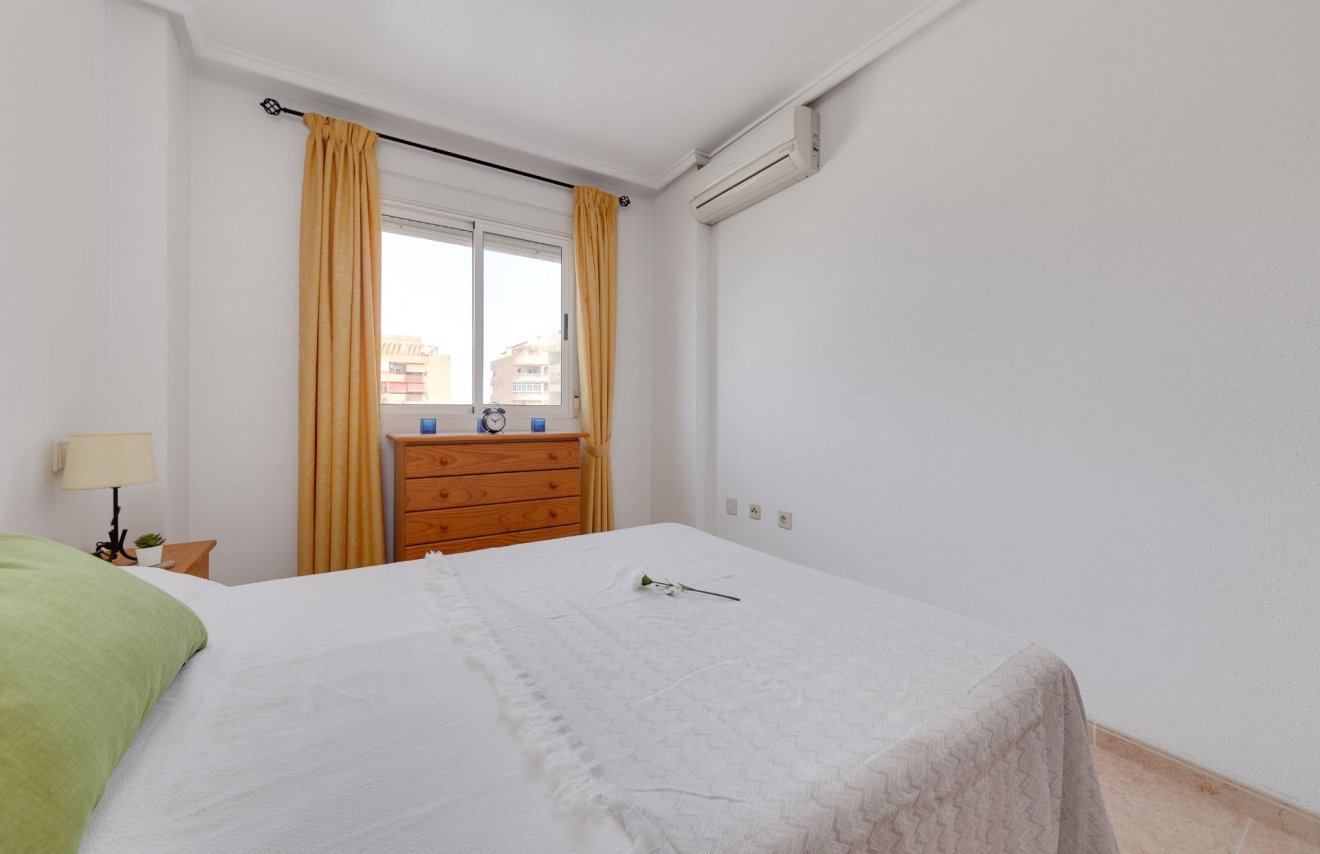 Revente - Apartamento - Torrevieja - Centro