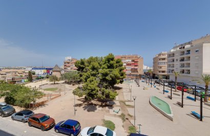 Revente - Apartamento - Torrevieja - Centro