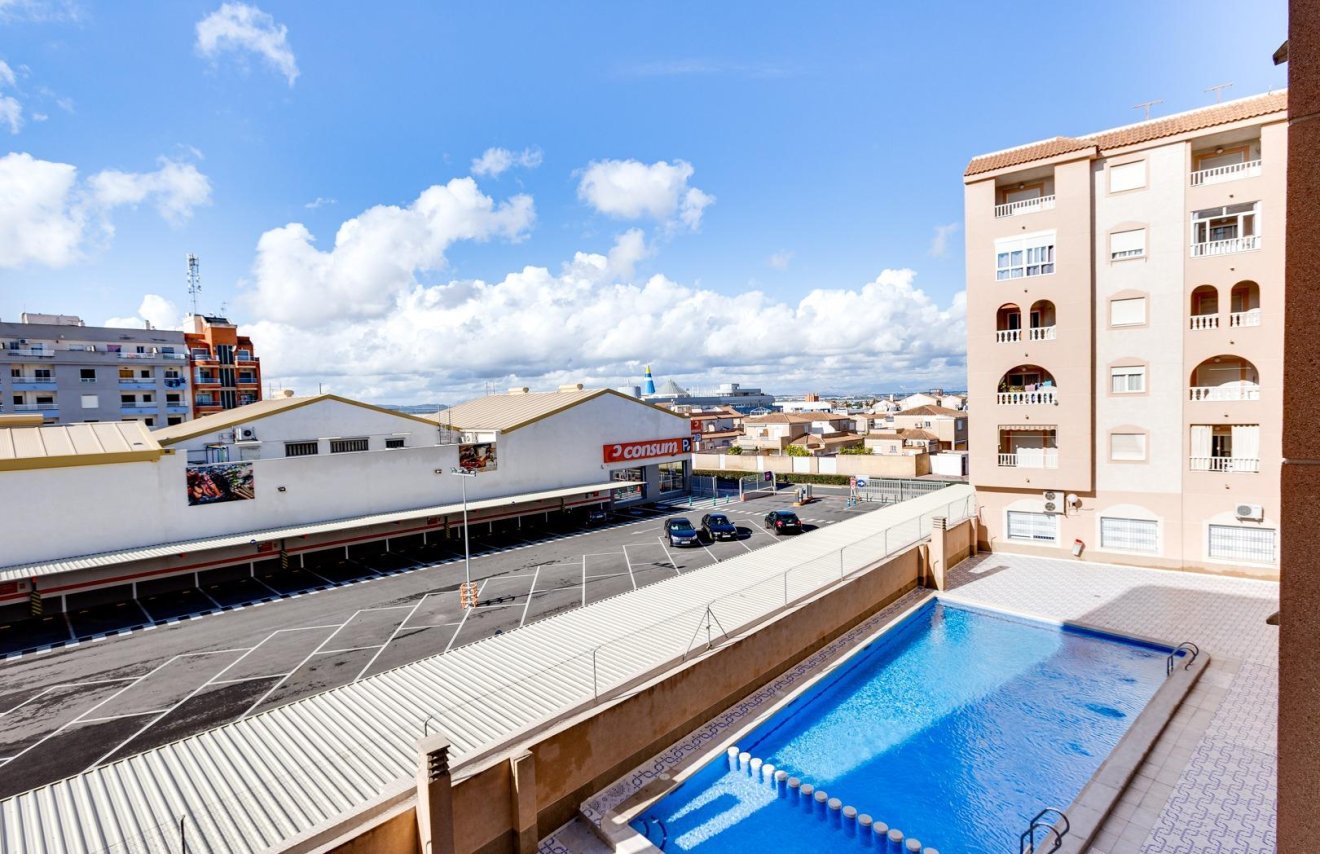 Revente - Apartamento - Torrevieja - Centro