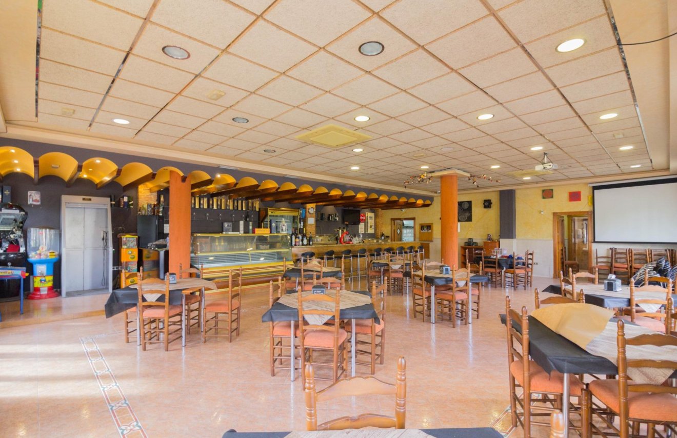 Location à long terme - Local comercial - Cox - Auditorio