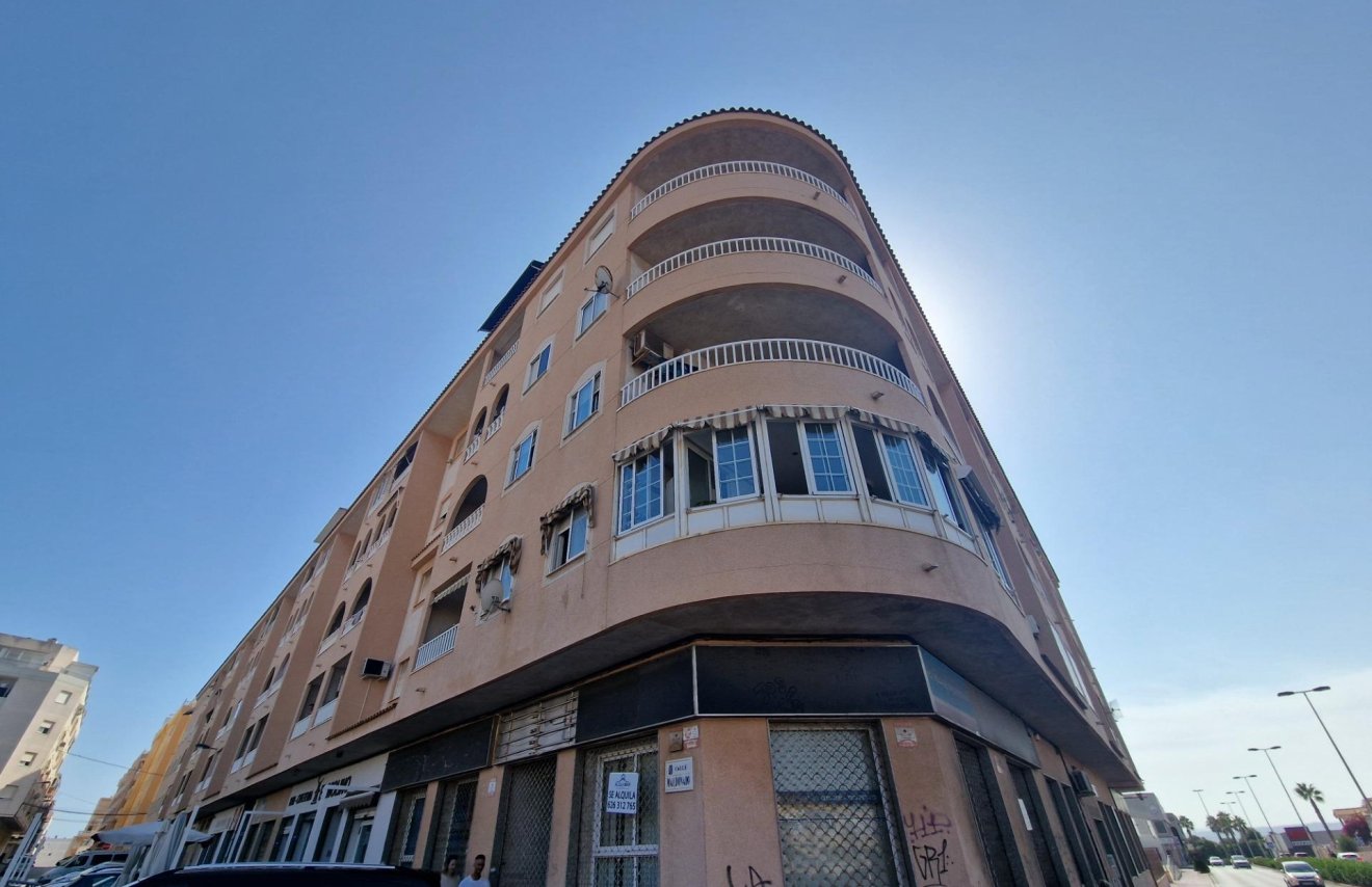 Resale - Apartamento - Torrevieja - Centro