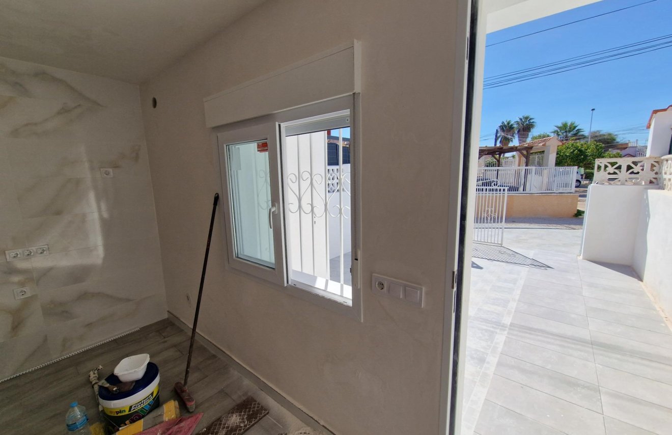 Resale - Townhouse - Torrevieja - Torretas