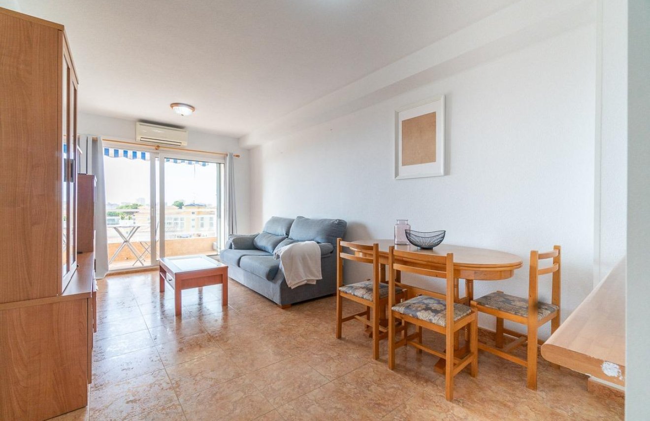 Reventa - Apartamento - Orihuela Costa - Campoamor