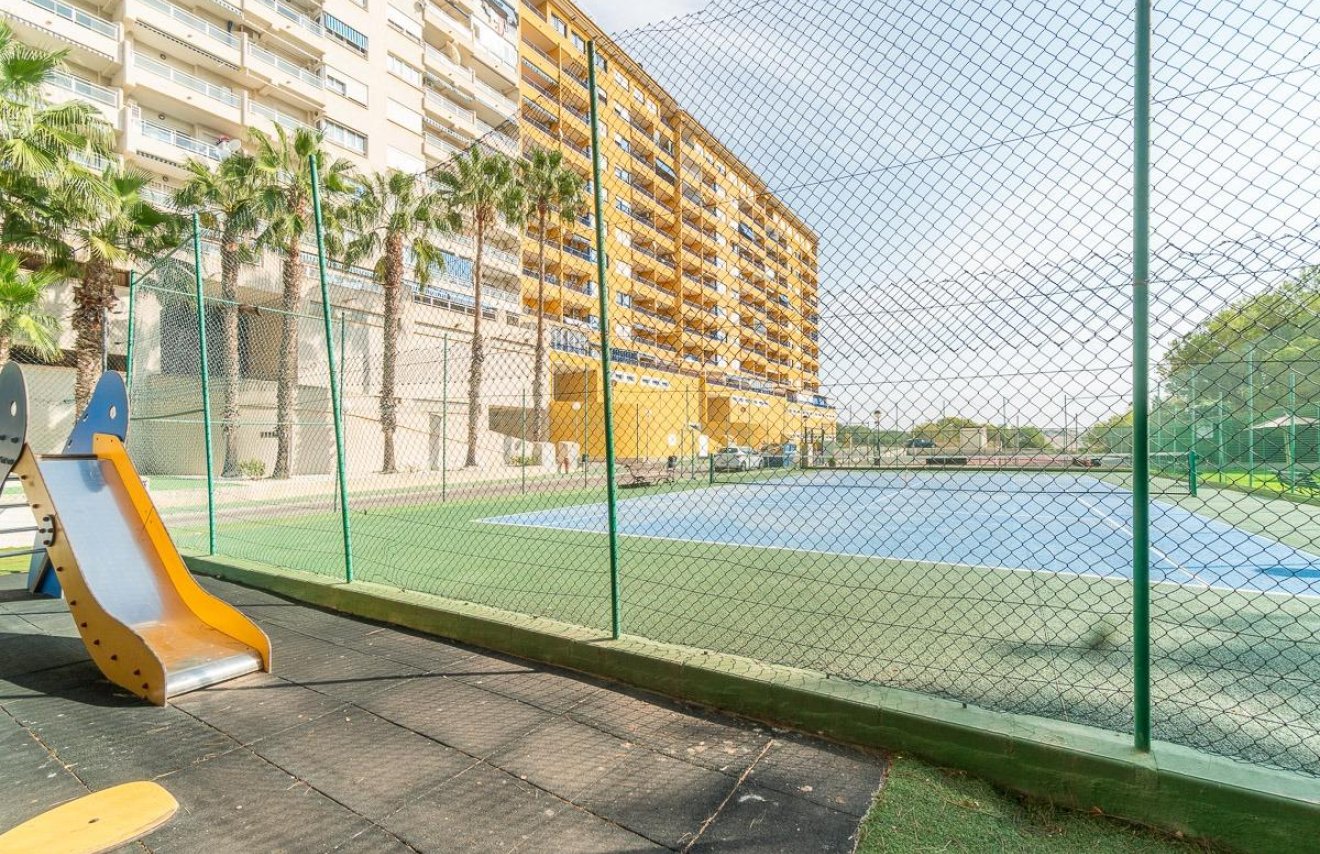 Reventa - Apartamento - Orihuela Costa - Campoamor