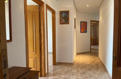 Resale - Chalet - Jacarilla - CENTRO