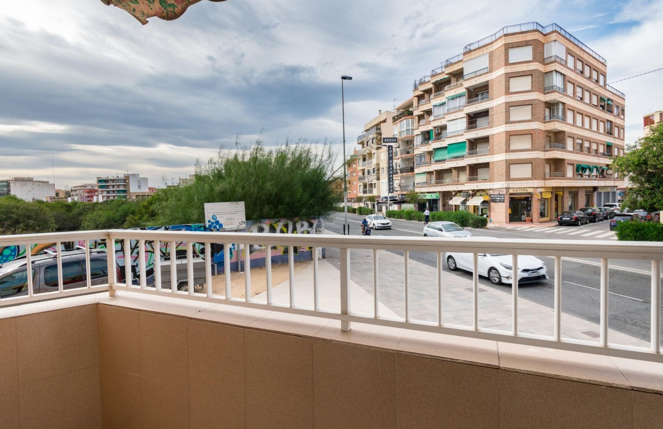 Revente - Apartamento - Torrevieja - torrevieja