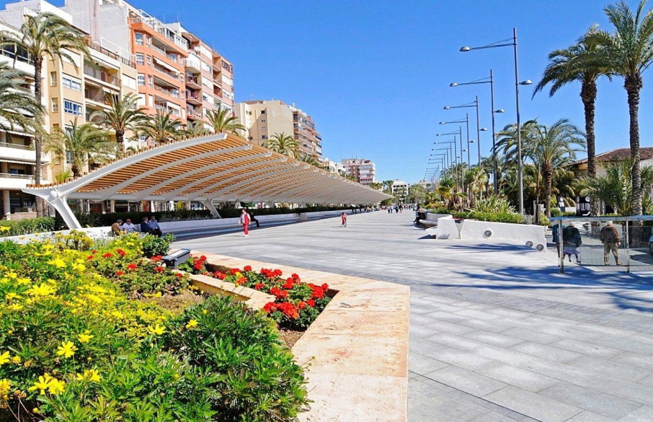 Revente - Maison de ville - Torrevieja - Carrefour