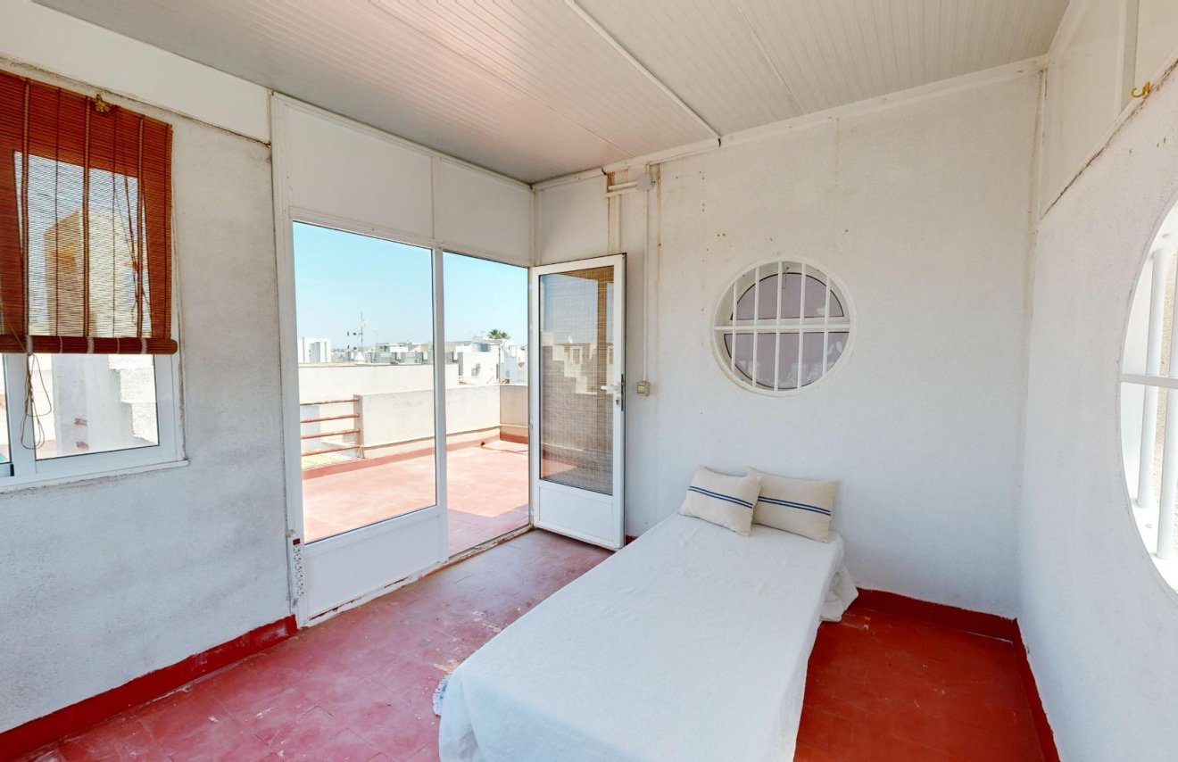 Revente - Casa Tipo Dúplex - Torrevieja - Torretas