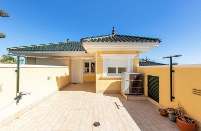 Reventa - Villa - Torrevieja - Torreta florida