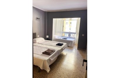 Resale - Apartamento - Torrevieja - Playa del Cura