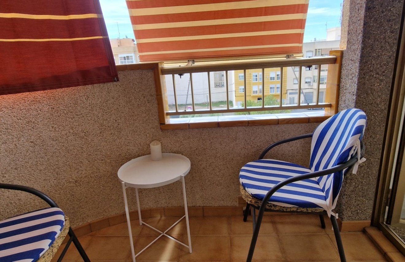 Resale - Apartamento - Torrellano - Centro