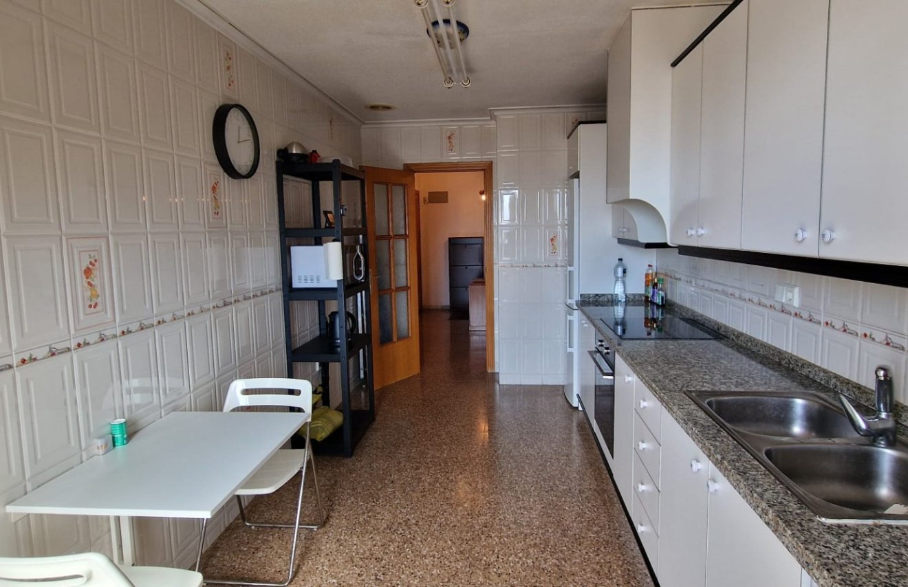 Resale - Apartamento - Torrellano - Centro