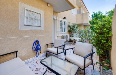 Resale - Bungalow Planta Baja - Torrevieja - Aguas nuevas 2