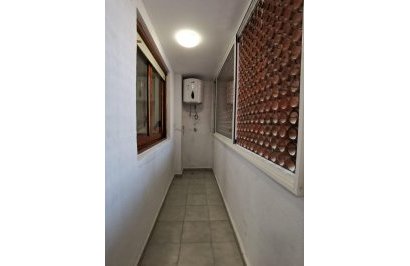 Resale - Apartamento - Torrevieja - Estacion de autobuses