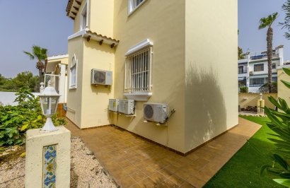 Resale - Villa - Orihuela Costa - Los Dolses