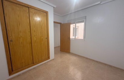 Revente - Apartamento - Torrevieja - Centro