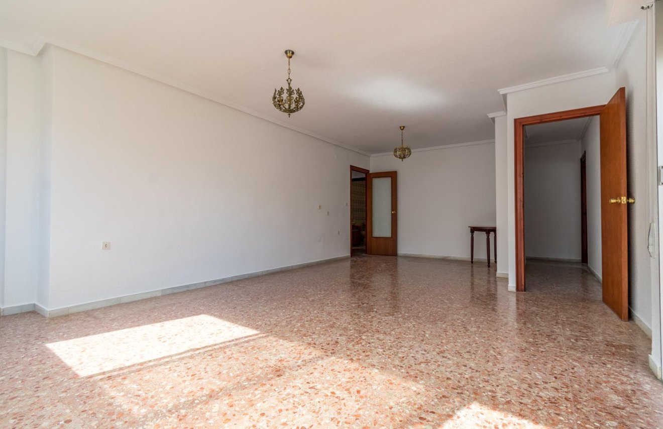 Reventa - Apartamento - Torrevieja - Playa del Cura