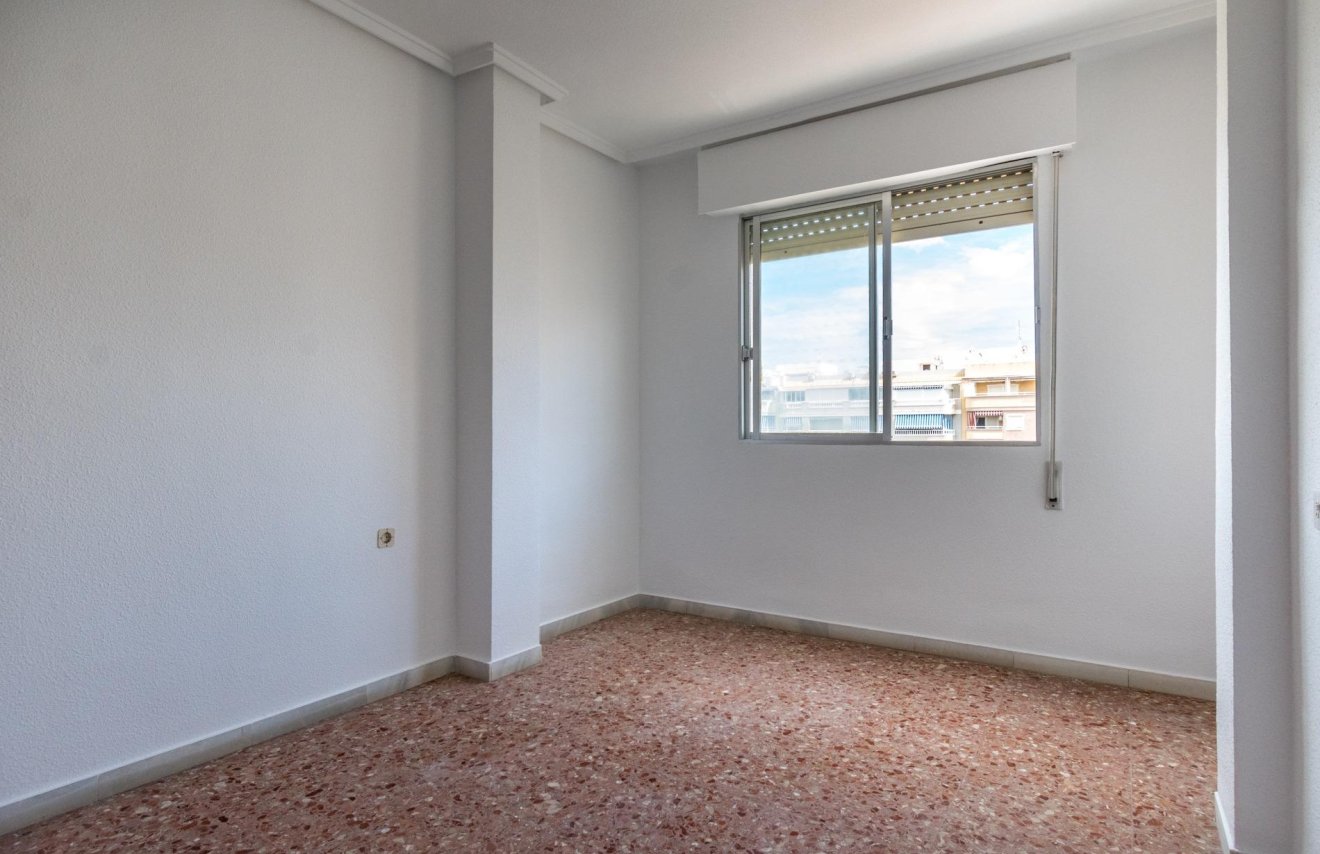 Revente - Apartamento - Torrevieja - Playa del Cura