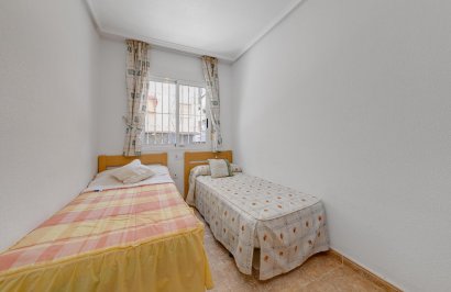 Resale - Apartamento - Torrevieja - Habaneras