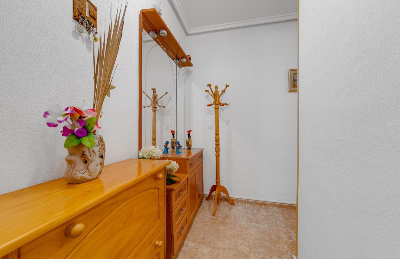 Resale - Apartamento - Torrevieja - Habaneras