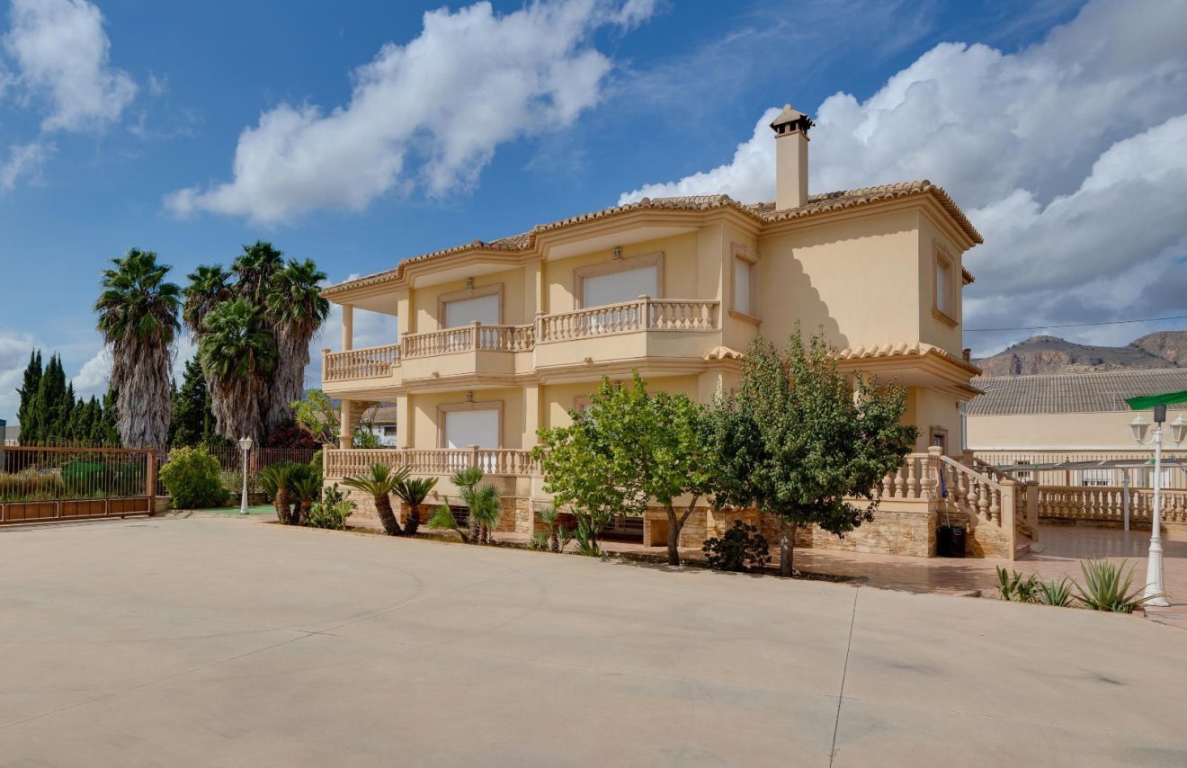 Reventa - Villa de Lujo - Orihuela - Desamparados-Hurchillo-Torremendo