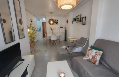 Resale - Apartamento - Torrevieja - Playa del Cura