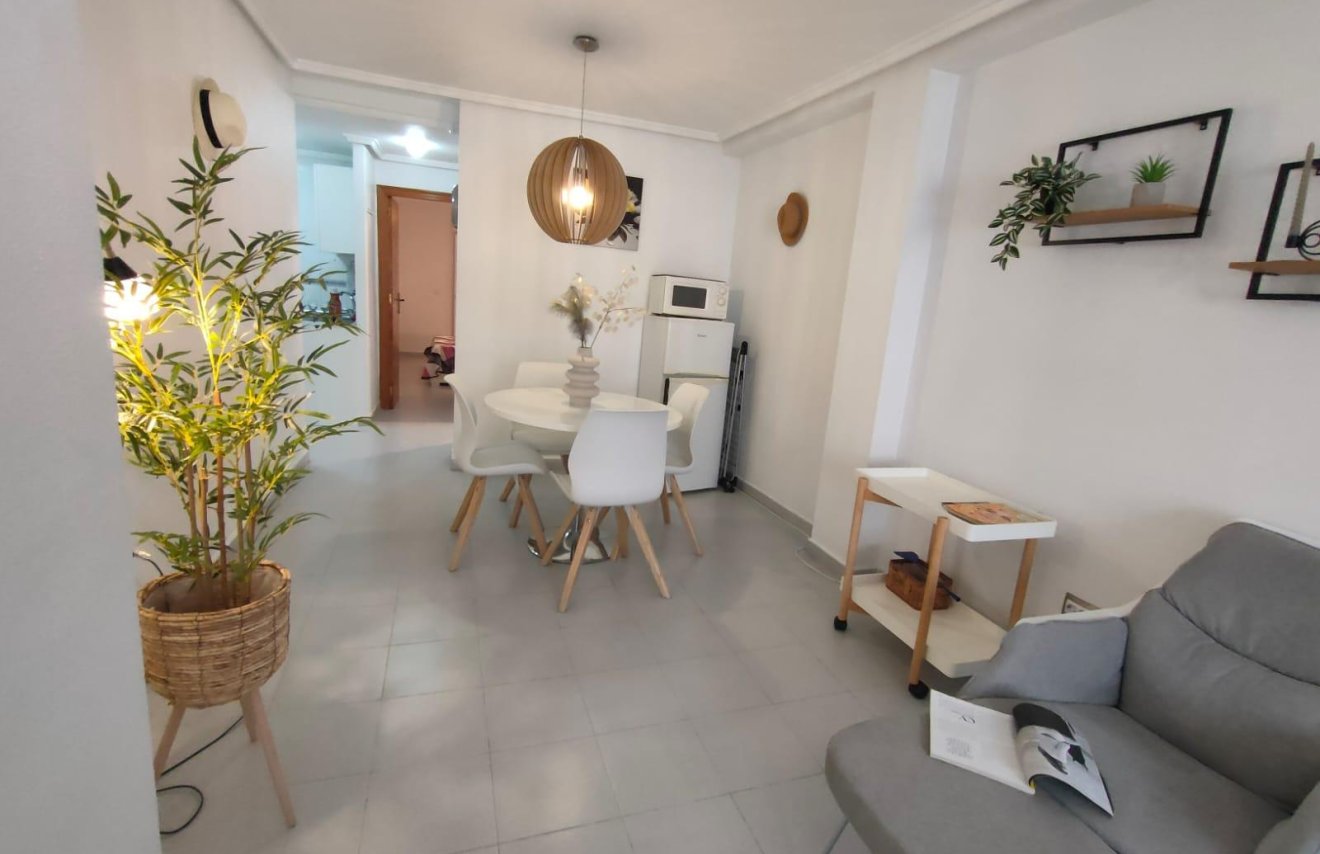 Revente - Apartamento - Torrevieja - Playa del Cura