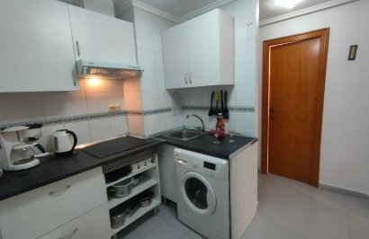 Resale - Apartamento - Torrevieja - Playa del Cura