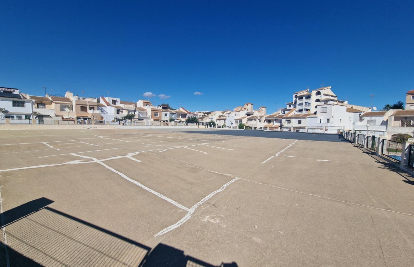 Resale - Townhouse - Torrevieja - Estacion de autobuses